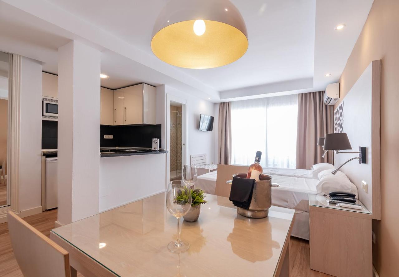 Puerto Azul Marbella Apartment Ngoại thất bức ảnh