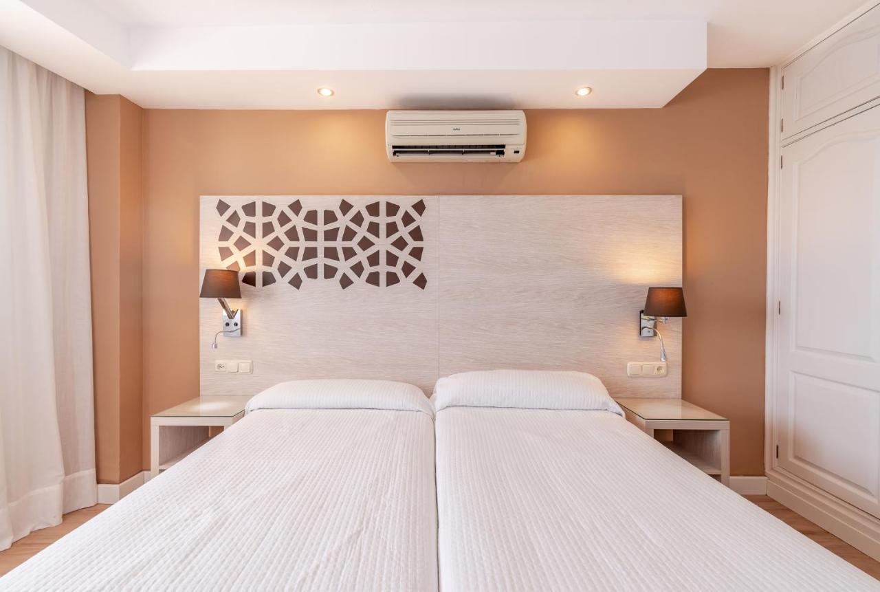 Puerto Azul Marbella Apartment Ngoại thất bức ảnh