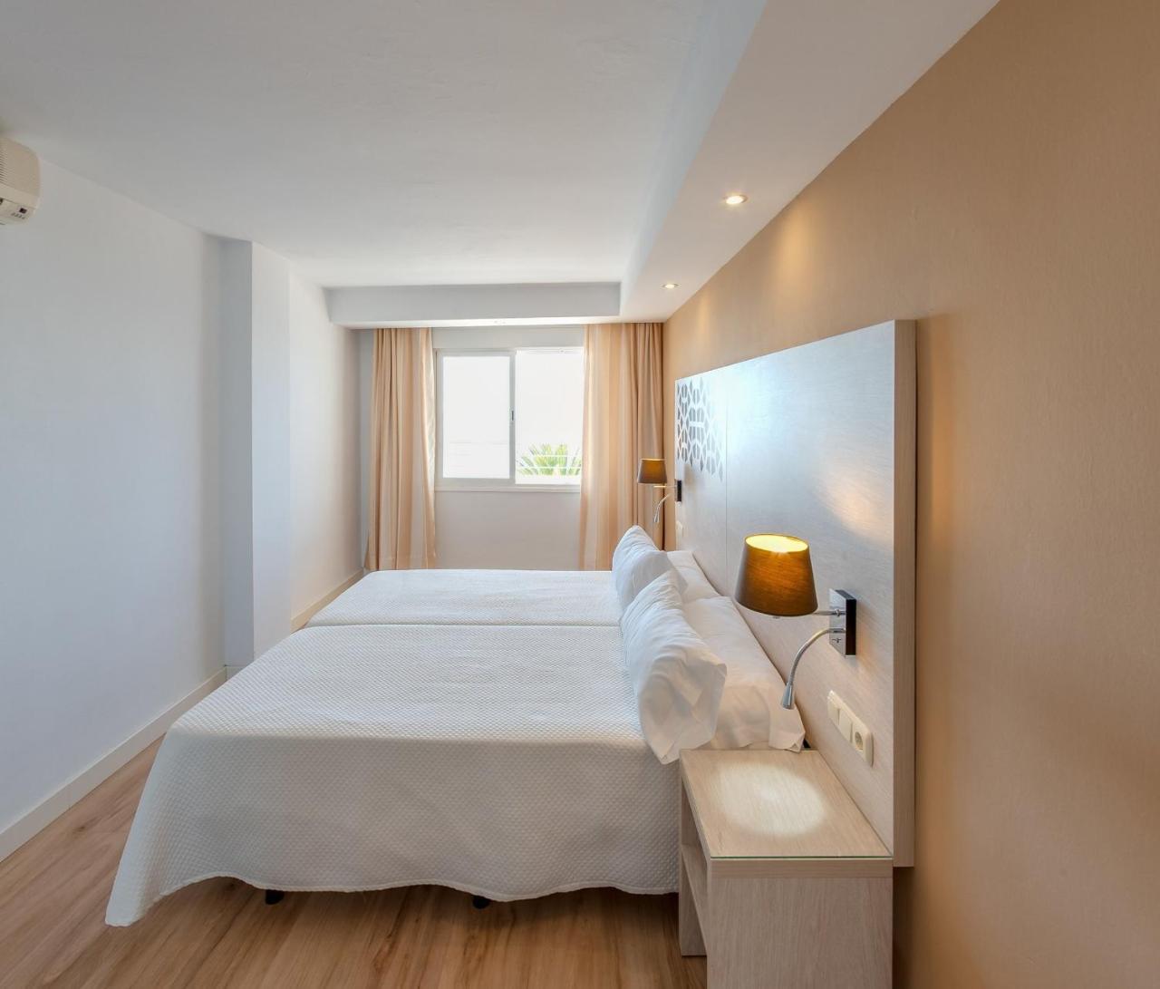 Puerto Azul Marbella Apartment Ngoại thất bức ảnh